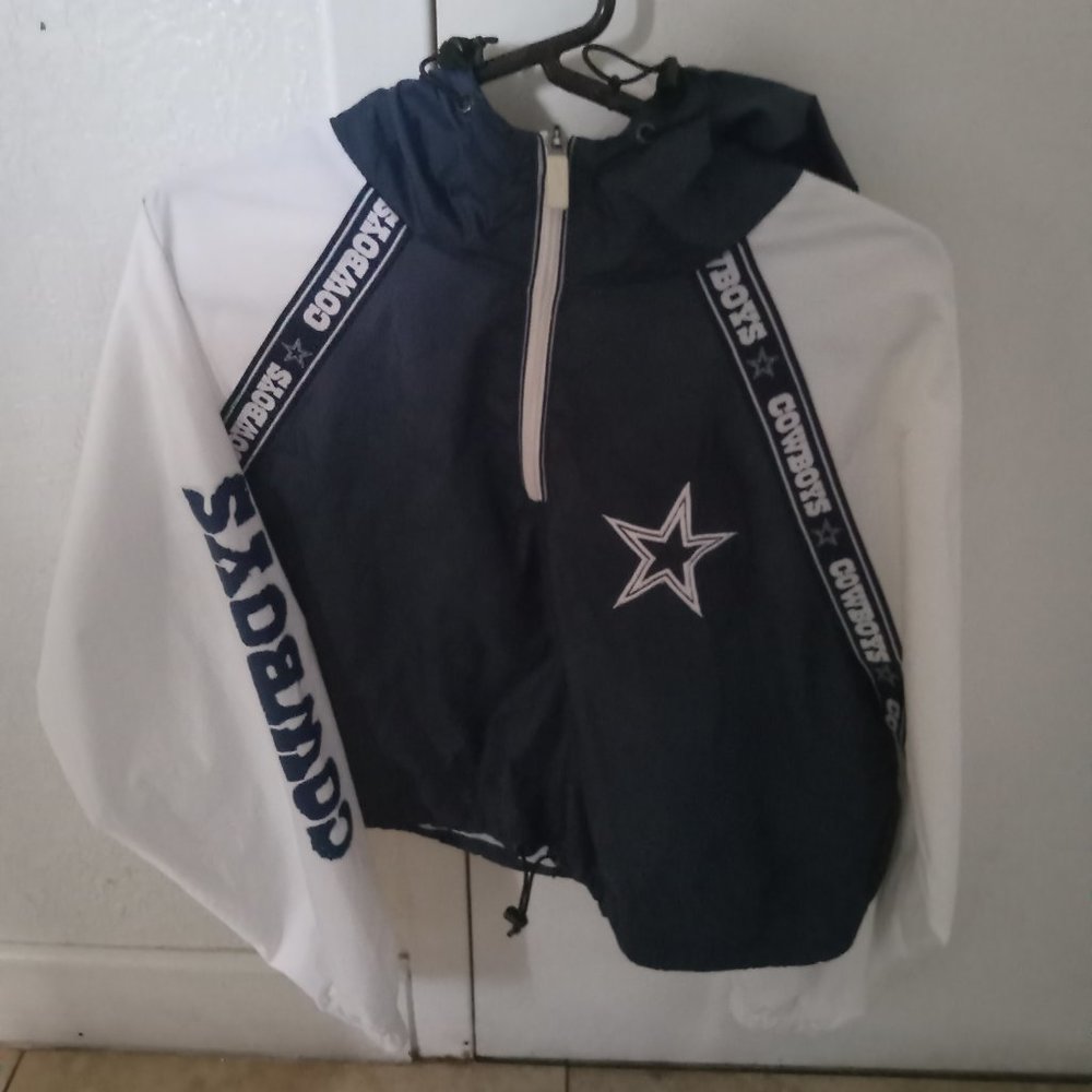 NFL TEAM DALLAS COWBOYS HOODED CROP TOP WINDBREAKER
